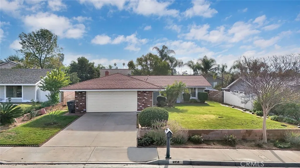 6958 Goodview, Riverside, California 92506 home-pic-1